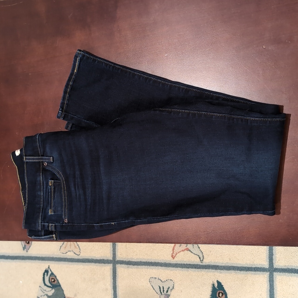 Levi 724 High Rise Slim Straight Cropped Women's Jeans Size 28